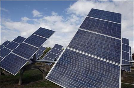 Acionamento girat&oacute;rio para rastreador solar