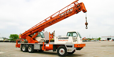 Grua de cami&atilde;o